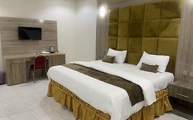 Murphy'S Mansion Resort